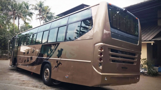 ojesdesigns motorhomes and caravan Luxuru bus body builder