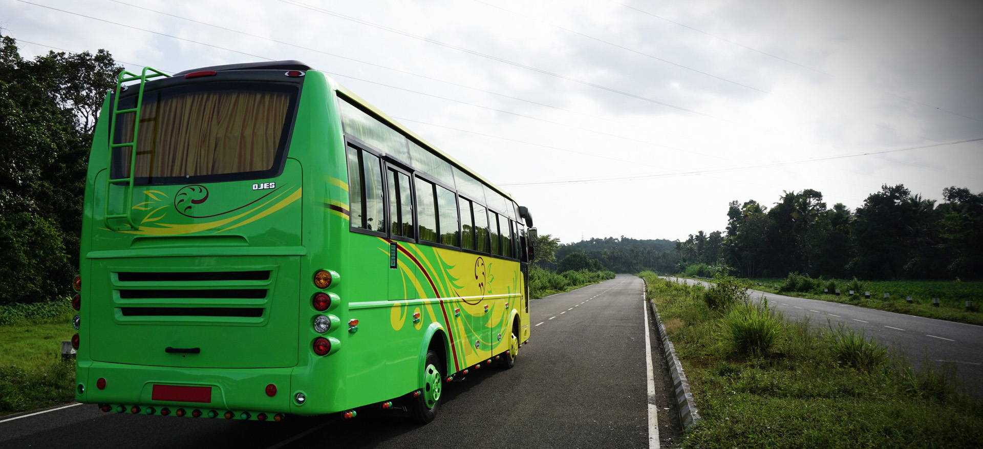 Luxury Bus manufacturer in india